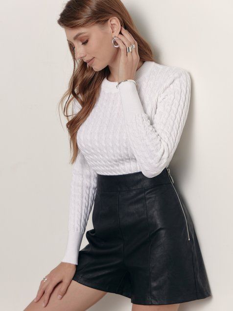 Шорты &laquo;под кожу&raquo; А-силуэта Conte Elegant LS 1423, black, L, 46/170, Черный