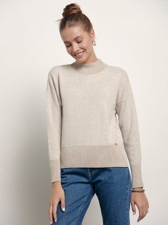 Свитер с разрезами по бокам из пряжи с вискозой и кашемиром Conte Elegant LDK 155, beige, XS, 40/170, Светло-бежевый